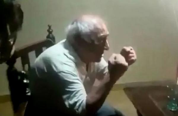 La conmovedora reacción de un abuelo al enterarse vía Zoom que su nieto se recibió de abogado - SNT