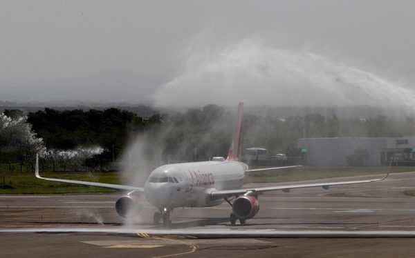 El Gobierno de Duque enfrenta una tormenta por un millonario préstamo a Avianca - MarketData