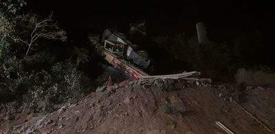 Obrero sufre accidente en construcción de Puente de la Integración - ABC en el Este - ABC Color