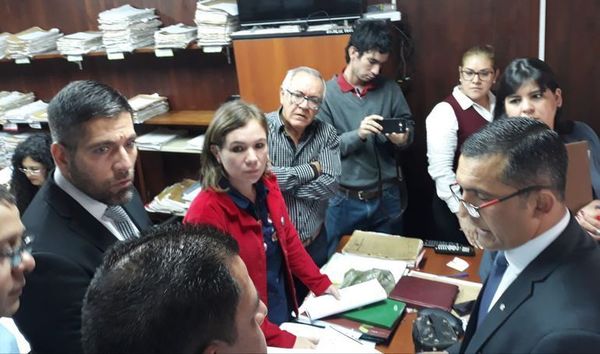 Fiscalía allana INDERT buscando más datos sobre coimas