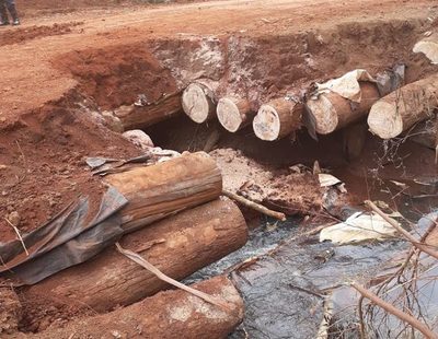 Destruyen puente de madera – Diario TNPRESS