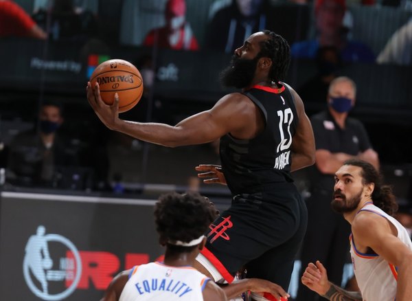 Rockets ganan séptimo partido a Thunder; Bucks en gran peligro ante Heat