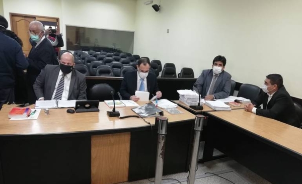 HOY / Se inició juicio para Fernández Lippmann por enriquecimiento ilícito