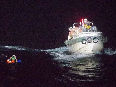 Barco naufragó con más de 40 personas y casi 6 000 vacas
