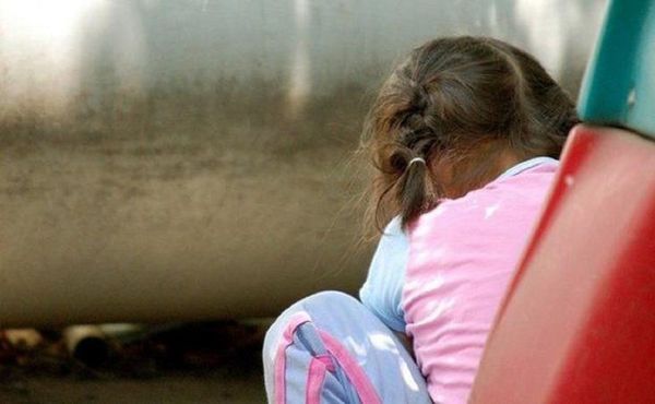 Niña se encuentra en terapia intensiva por golpiza y supuesto abuso de su padre - Noticiero Paraguay
