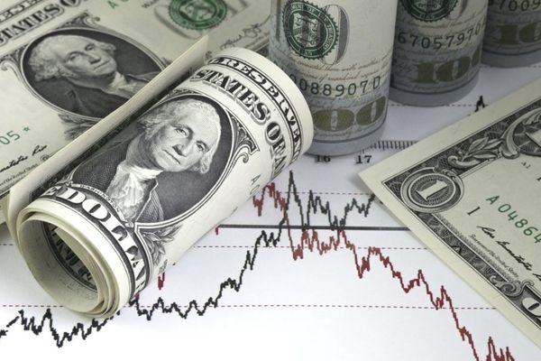 El dólar llegó a G. 7.003, el nivel más elevado en casi dos décadas - MarketData