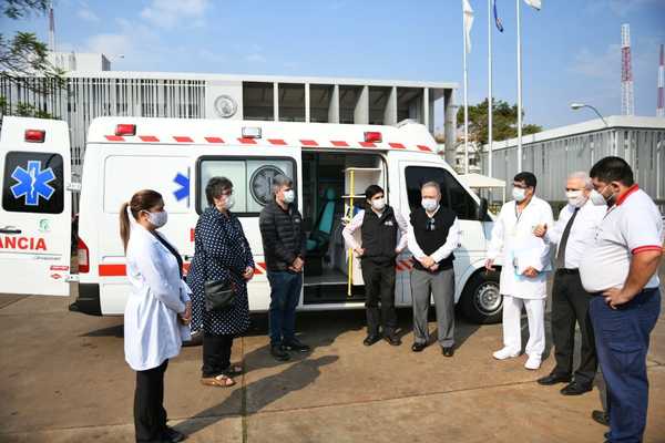 ITAIPU pone a disposición ambulancia con UTI para lucha contra el COVID-19 en Alto Paraná