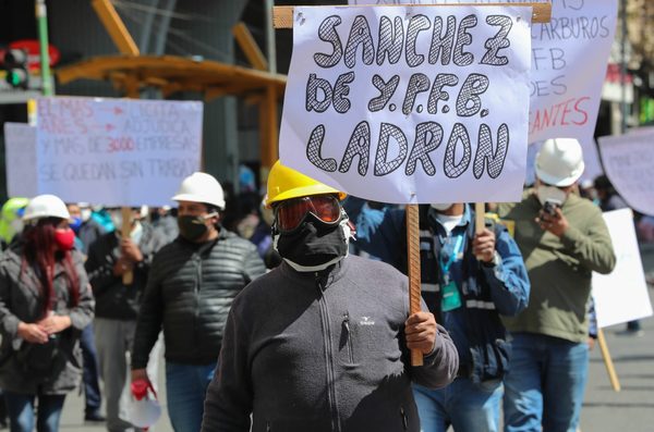 A golpe de tubo, instaladores de gas defienden miles de empleos en Bolivia - MarketData