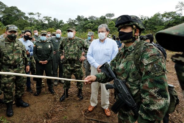 Colombia recupera 248 hectáreas de un parque natural amenazado por la deforestación - MarketData