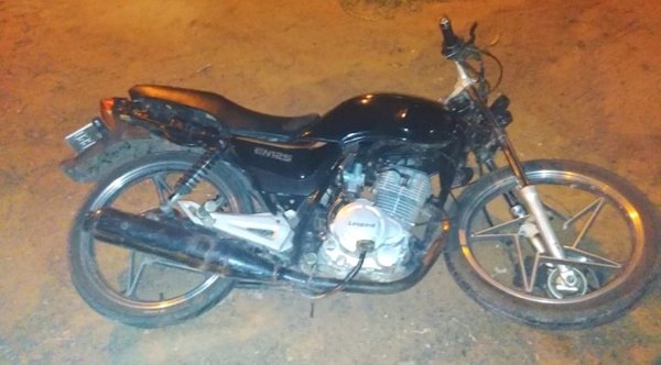 Crónica / Motoca chocó por otra moto y fue arrollado