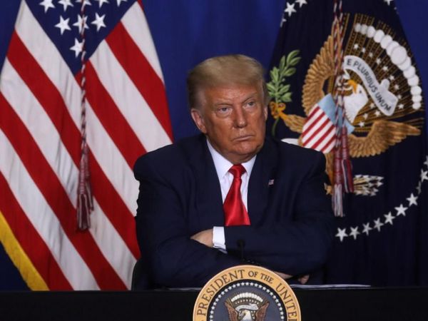 Donald Trump llama a votar dos veces en las elecciones
