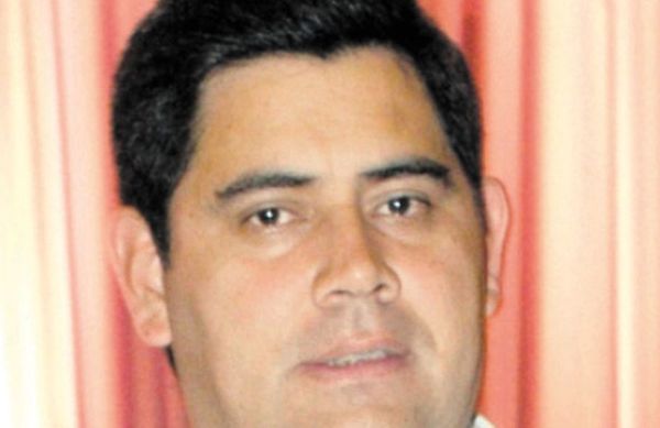 Ferreira intenta desligarse de empresa y dice que los insumos estaban bien - Nacionales - ABC Color