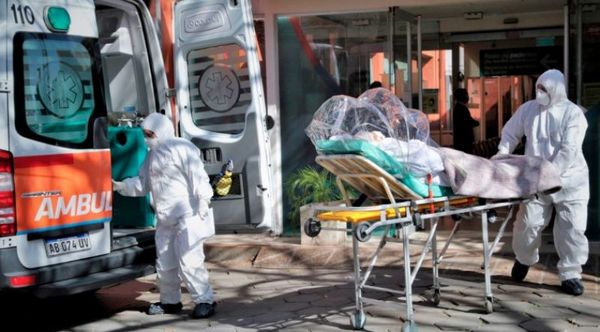 Mueren más de 200 y mortalidad bordea los 10 mil en Argentina