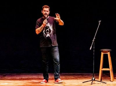 “La gran estafa” ofrece stand up en plataforma - Espectáculos - ABC Color