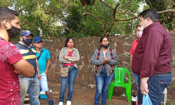 Vendedores de frutas y verduras deben ser desalojados de avenida de Pedro Juan Caballero