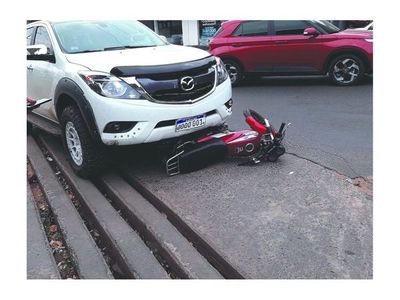 Hasta se ofrecieron a repararle la camioneta