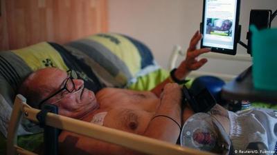 Hombre con enfermedad incurable se dejará morir en directo - ADN Paraguayo