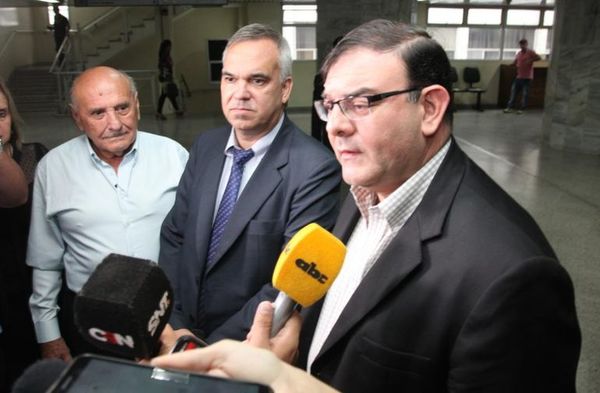 Caseros de oro: Juez tiene vía libre para convocar audiencia preliminar a diputado Tomás Rivas - Nacionales - ABC Color