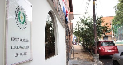 La Nación / “Carrera de Derecho es legal porque se habilitó bajo una ley vigente en 2010”, asegura la Universidad Sudamericana