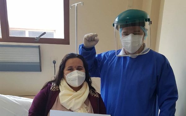 Recuperada de covid-19 vende rifa para pagar deuda de 60 palos en sanatorio