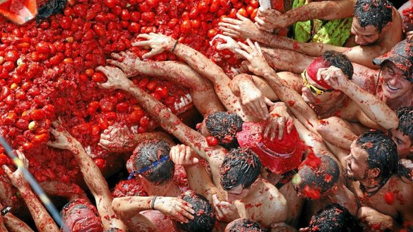 ¿Guerra de poderes por el tomate? Chakeko hepy y encima traban para importar, he’i