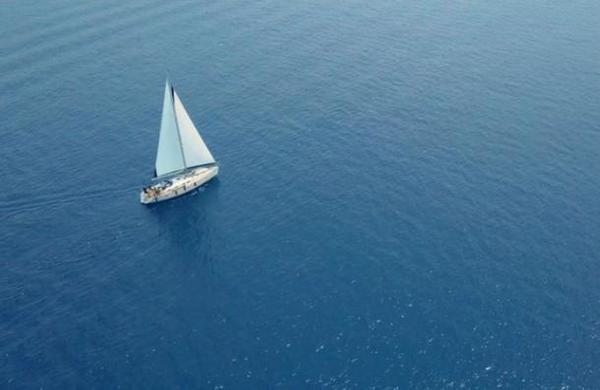 Terraplanistas navegaron para encontrar 'el fin del mundo' y se perdieron - C9N