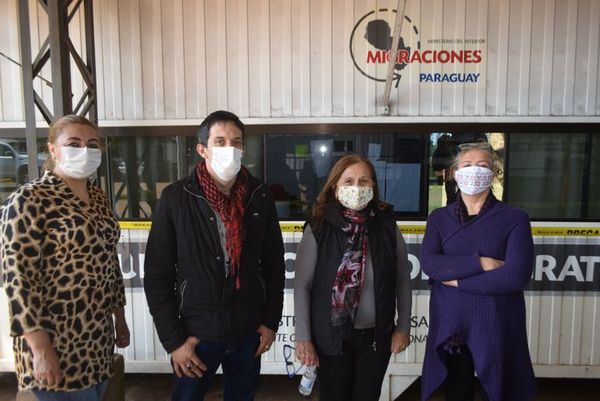 Cancillería ordena el cierre de oficina consular en Encarnación y familiares de enfermos lamentan medida - Nacionales - ABC Color