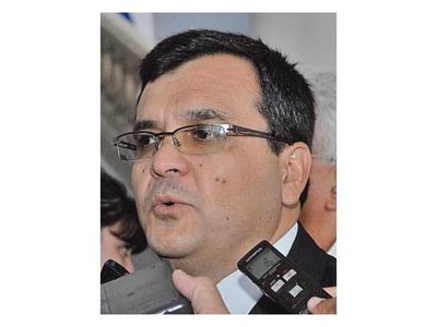 Pavón es el quinto diputado con Covid