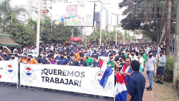 Ciudad del Este se moviliza contra ineficiente respuesta oficial ante la crisis, dicen - ADN Paraguayo