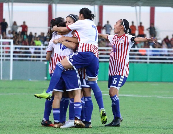 Histórico: el plan de profesionalización del fútbol femenino paraguayo