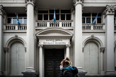 Cooperación y margen fiscal, recetas para enfrentar la deuda latinoamericana - MarketData