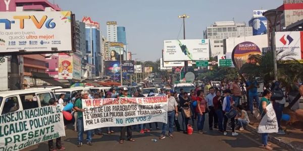 Manifestación en CDE: Asunción nos considera una colonia, gritó empresario en alusión al Gobierno