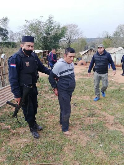 Detienen a dos supuestos abigeos durante allanamiento en 3 de Mayo - Nacionales - ABC Color