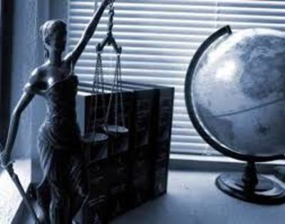 Legítima defensa: exige que la víctima no pierda de vista al agresor