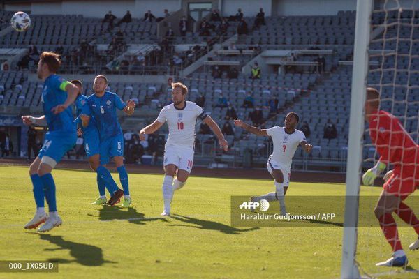 Inglaterra gana con apuros en Islandia - Fútbol - ABC Color