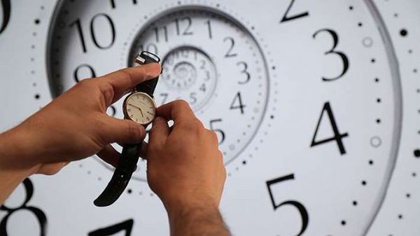 Chile ajusta relojes por horario de verano
