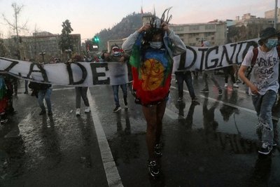 Protestas sociales volvieron a la plaza Italia de Santiago de Chile