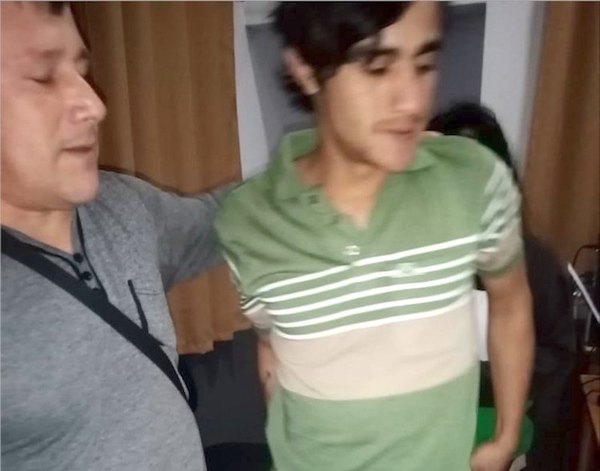Crónica / Papá hay 1 solo: hijo se fugó, él lo entregó