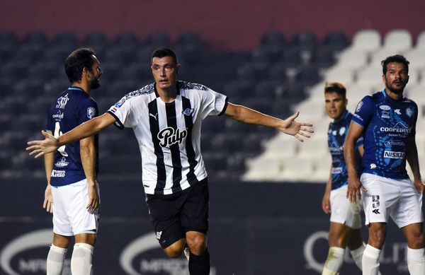Remonta, golea y pelea - Fútbol - ABC Color