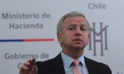 Felipe Larrain: Gobierno debe complementar la inversión privada