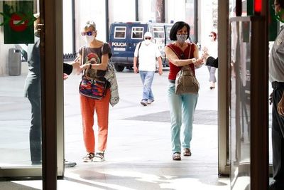España rebasa los 500.000 contagios a punto de generalizare el curso escolar - Mundo - ABC Color
