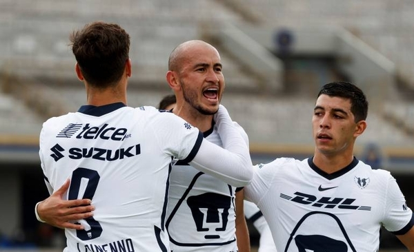 HOY / Carlos Gonzalez marca y asiste en goleada de los Pumas UNAM
