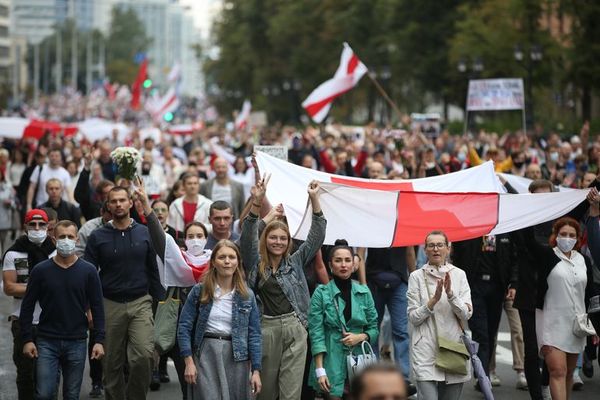 Bielorrusos vuelven a las calles para exigir renuncia de Lukashenko - Mundo - ABC Color