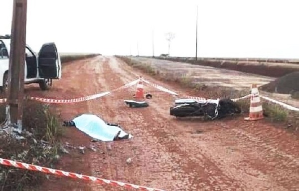 Motoka se destrozó la cabeza contra columna. La mitad de su cerebro “voló”