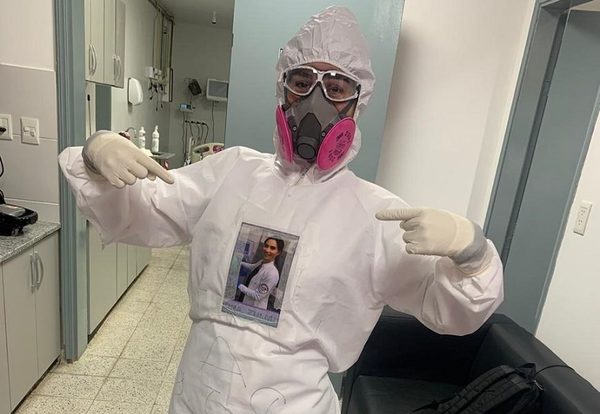 COVID-19: Pone una foto suya para que pacientes la reconozcan