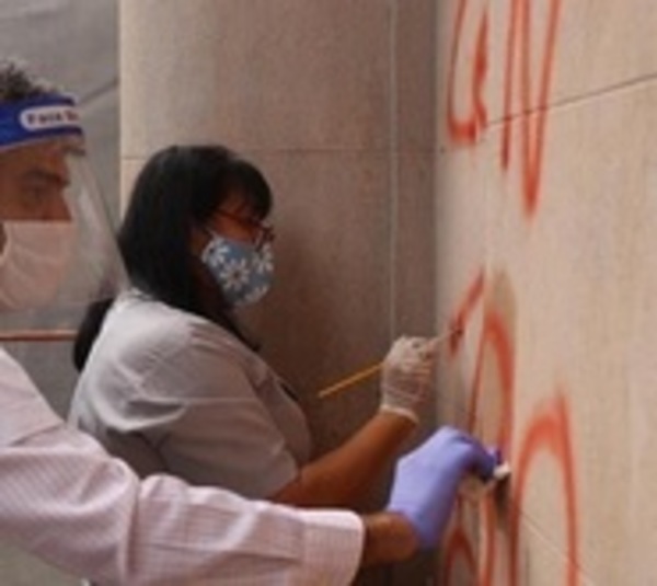Reparan daños en fachada del Panteón de los Héroes - Paraguay.com