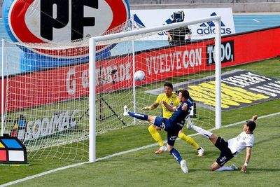 U. de Chile y Colo Colo empatan en primer clásico en pandemia - Fútbol - ABC Color