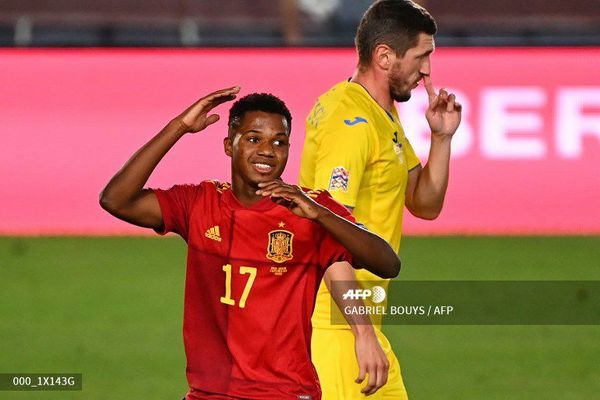 España golea a Ucrania - Fútbol - ABC Color