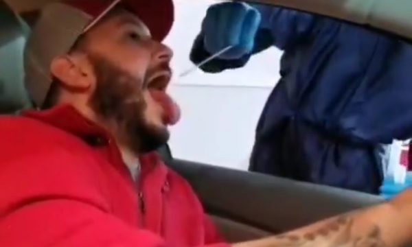 José Ayala se hizo el hisopado: “Es rompebolas”, he’i (video)