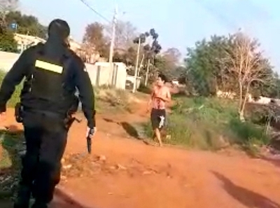 Un sujeto tras protagonizar hechos de violencia familiar intento suicidarse ante la presencia de agentes policiales – Diario TNPRESS